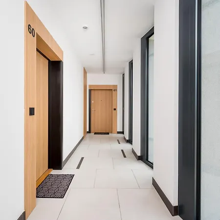 Wlochy Rownolegla Cosy By Bookinghost Lägenhet Warszawa